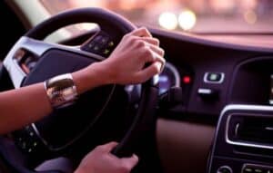 Aprende a Conducir de Forma Rápida y Eficaz con una Aplicación Móvil