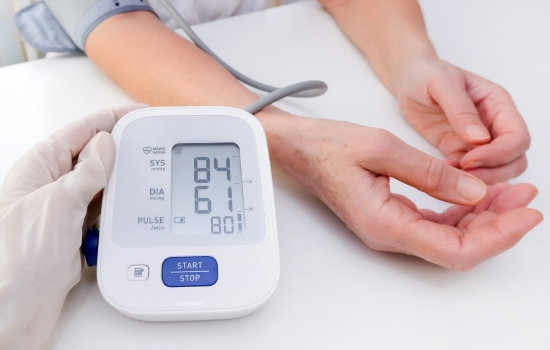 Tu Guía Digital para una Presión Arterial Óptima