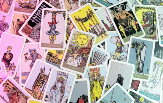 Conoce tu futuro romántico con el Tarot de Amor
