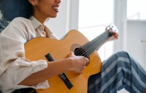 Aprende a tocar cualquier instrumento musical con facilidad