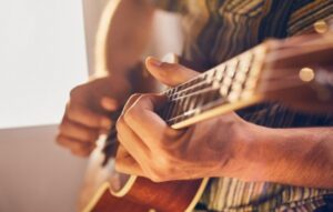 Aprende a tocar guitarra desde tu celular